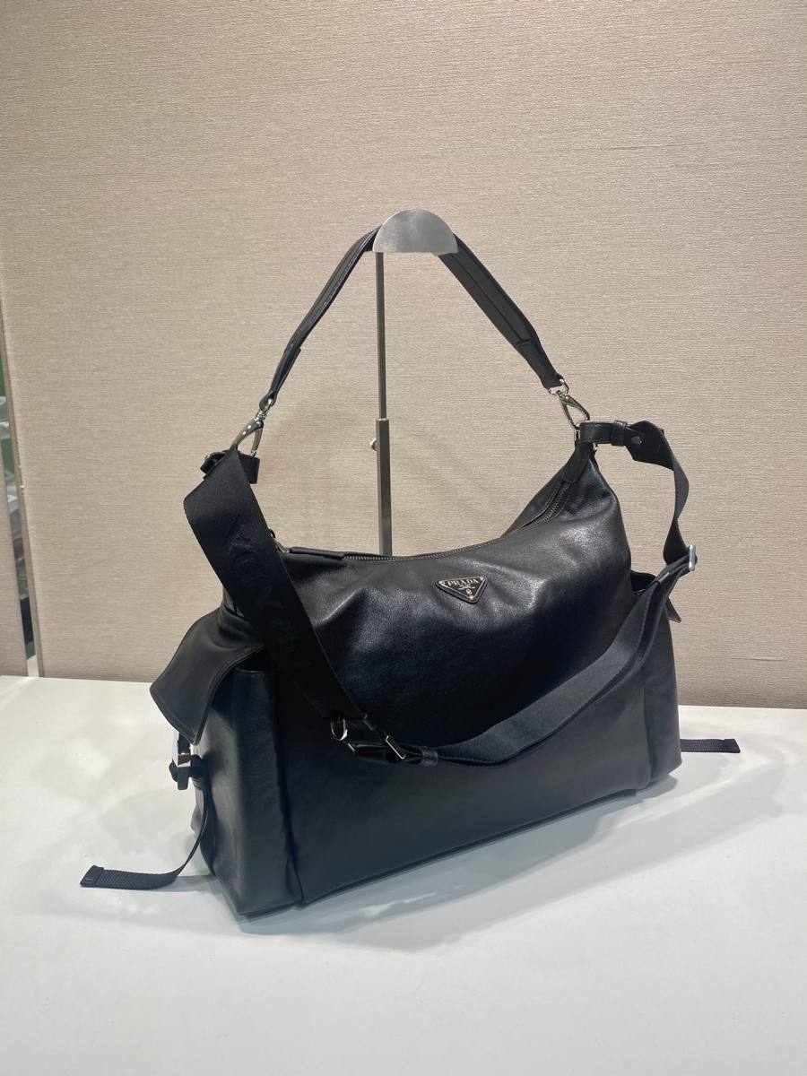 RP 3700000 Prada Explore Shoulder 2VH204 441D