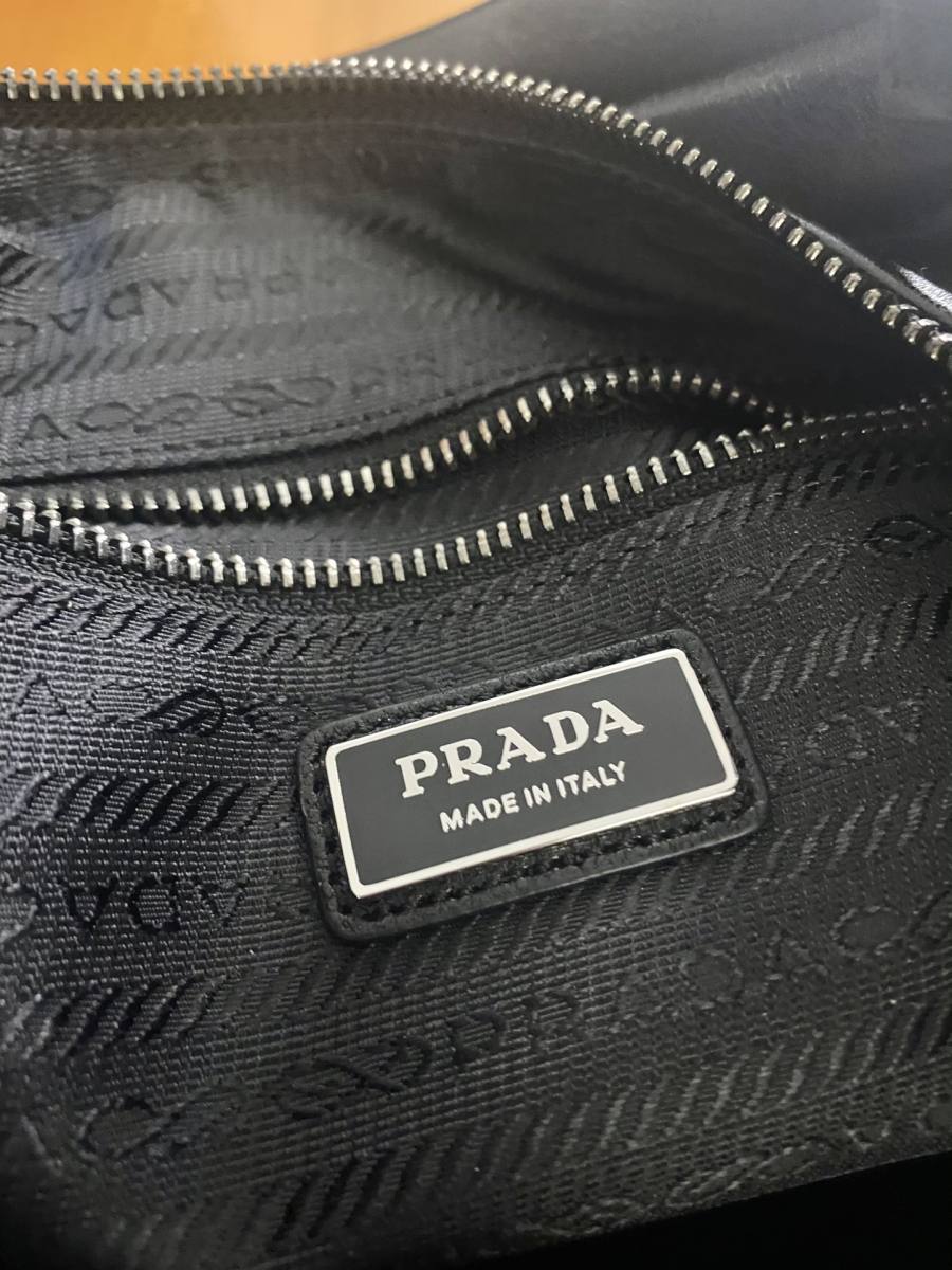 RP 3700000 Prada Explore Shoulder 2VH204 441D