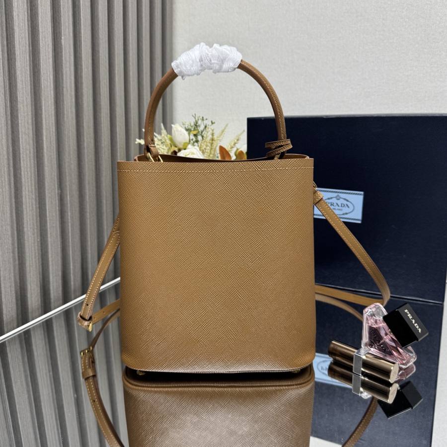 RP 3781000 Prada Galleria 1BA212 B124