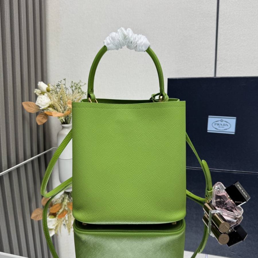 RP 3781000 Prada Galleria 1BA212 CE95