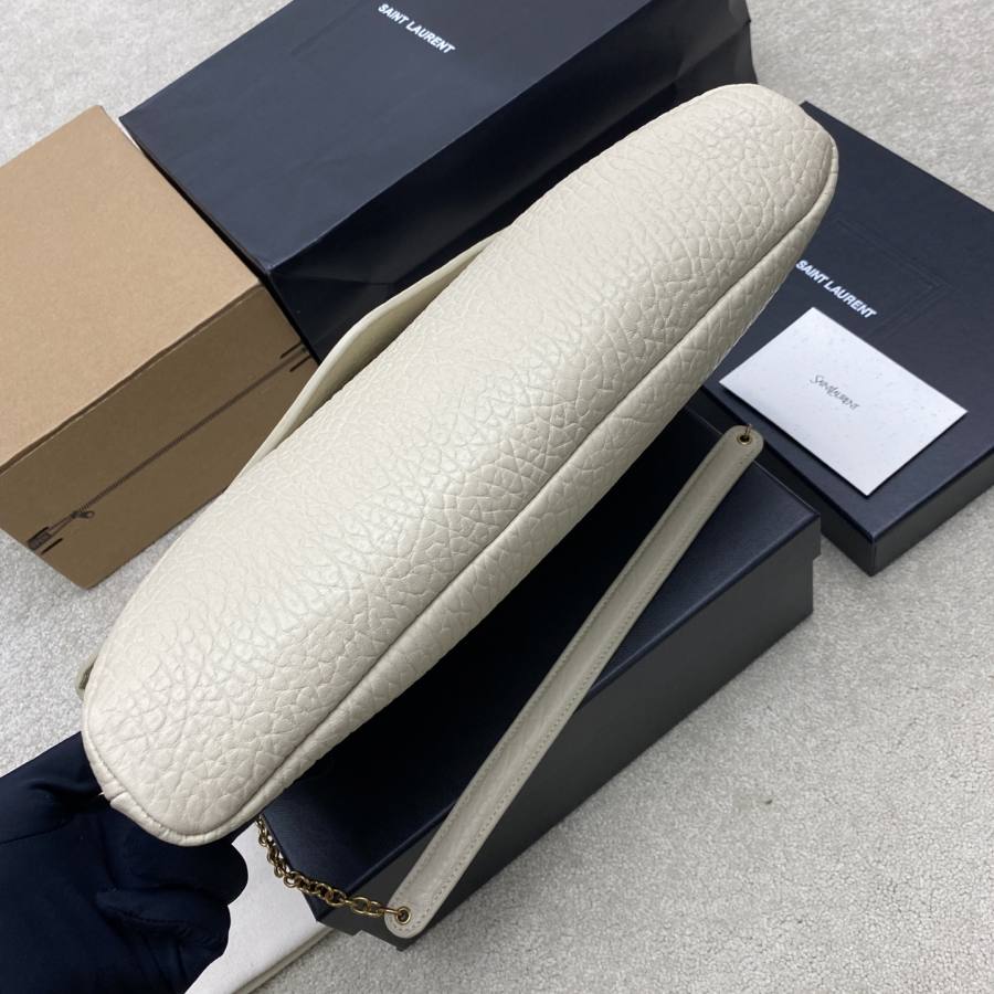 Saint Laurent Envelope Large 32 x 23 x 6 CDDA