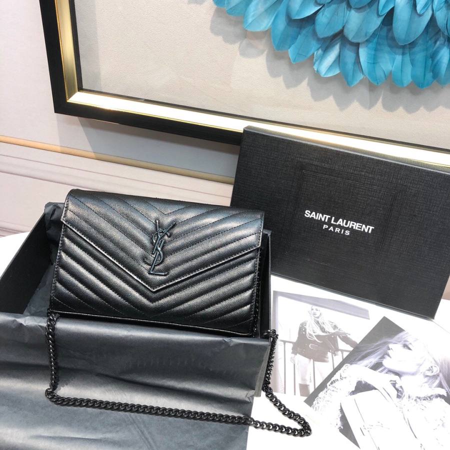 Saint Laurent Envelope WOC 19 x 11.5 x 4 2261