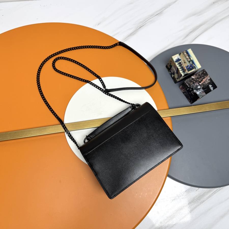 Saint Laurent Envelope WOC 19 x 11.5 x 4 2E49