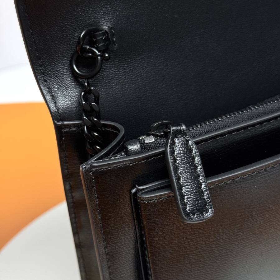 Saint Laurent Envelope WOC 19 x 11.5 x 4 2E49
