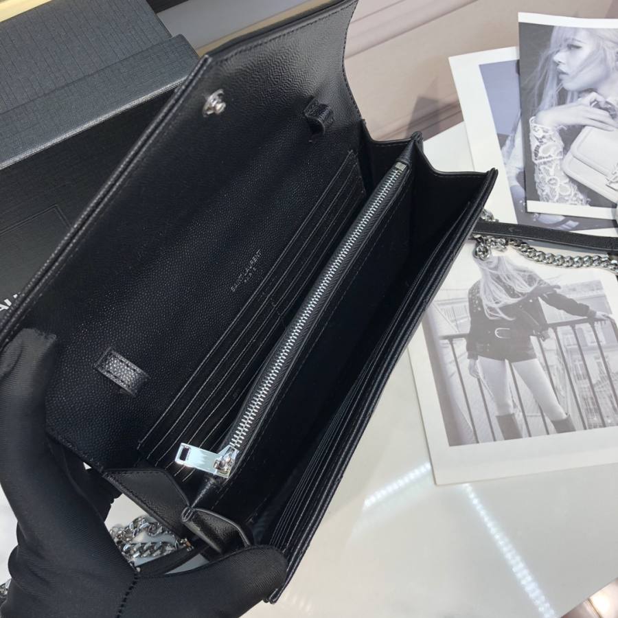Saint Laurent Envelope WOC 19 x 11.5 x 4 58B9