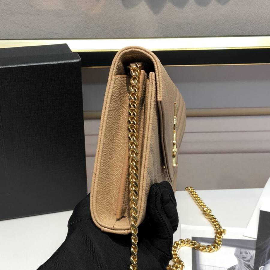 Saint Laurent Envelope WOC 19 x 11.5 x 4 6588