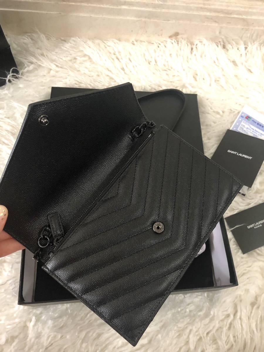 Saint Laurent Envelope WOC 19 x 11.5 x 4 8501