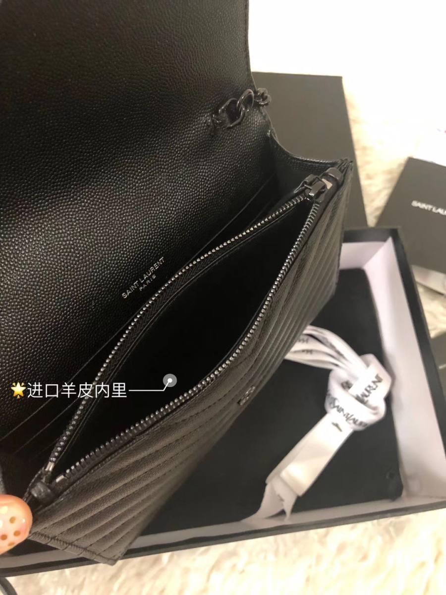 Saint Laurent Envelope WOC 19 x 11.5 x 4 8501