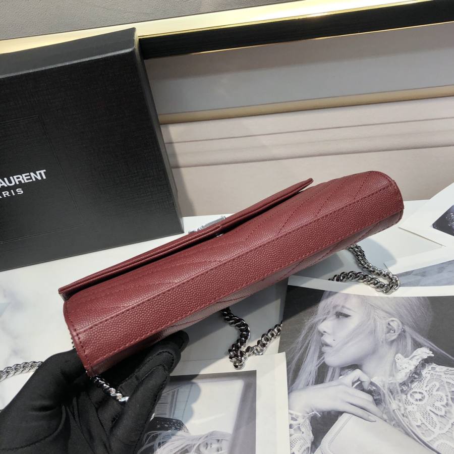 Saint Laurent Envelope WOC 19 x 11.5 x 4 A6B8