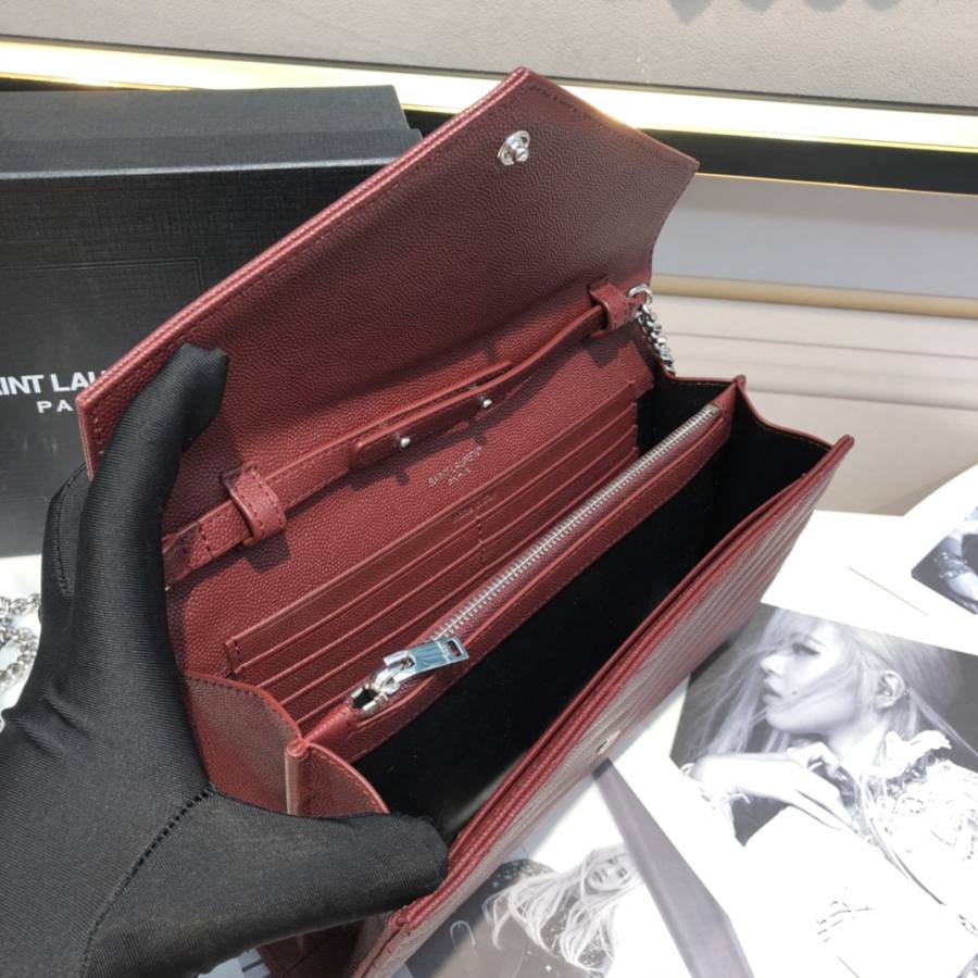 Saint Laurent Envelope WOC 19 x 11.5 x 4 A6B8