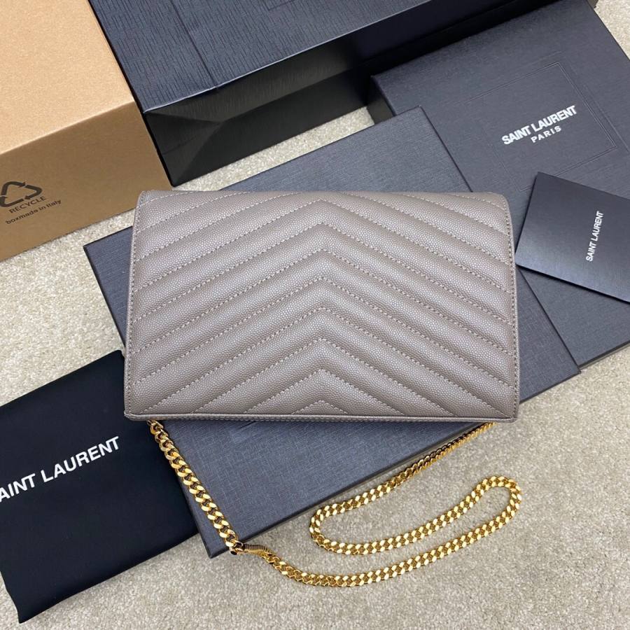 Saint Laurent Envelope WOC 19 x 11.5 x 4 C912
