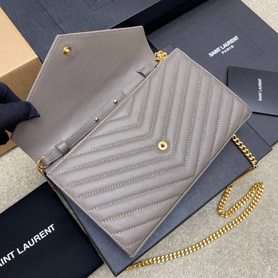 Saint Laurent Envelope WOC 19 x 11.5 x 4 C912