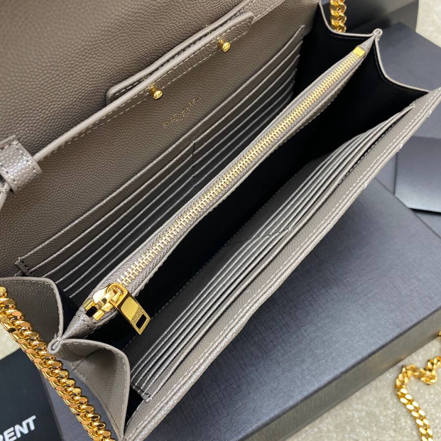 Saint Laurent Envelope WOC 19 x 11.5 x 4 C912