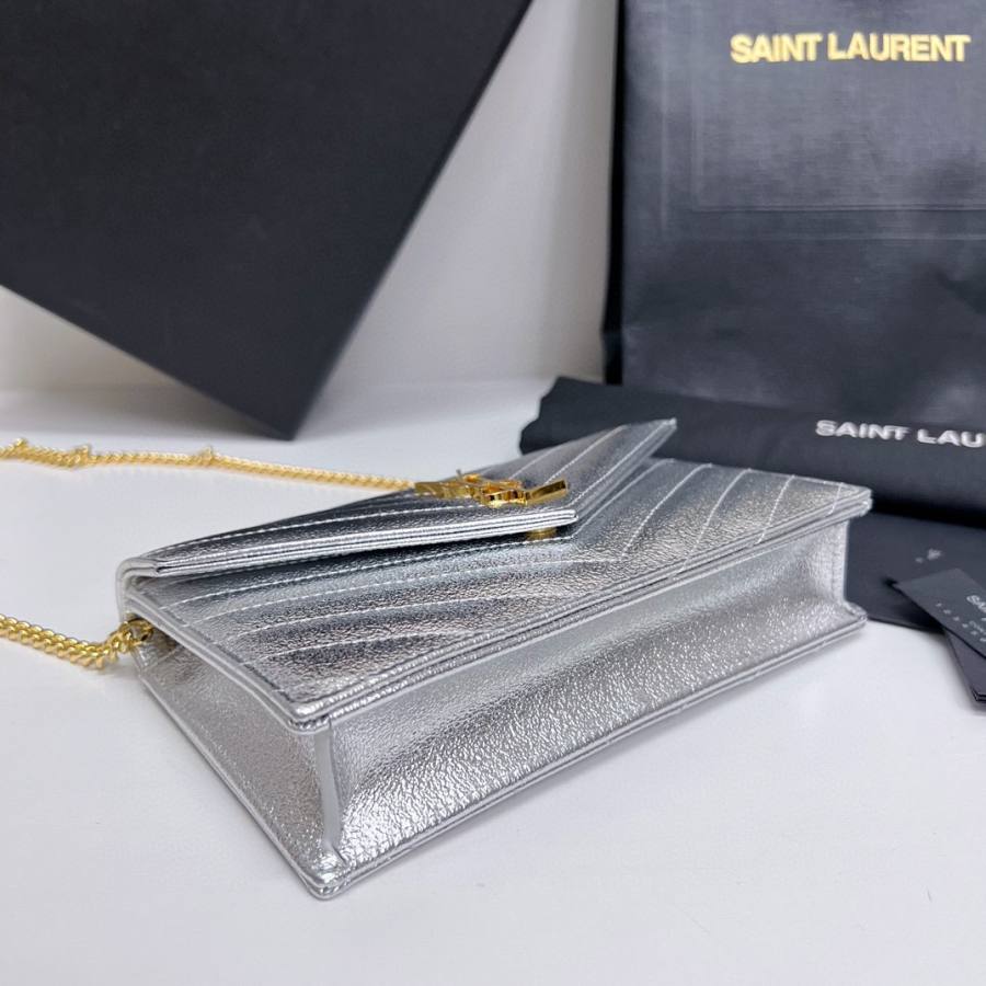 Saint Laurent Envelope WOC 19 x 11.5 x 4 EC10