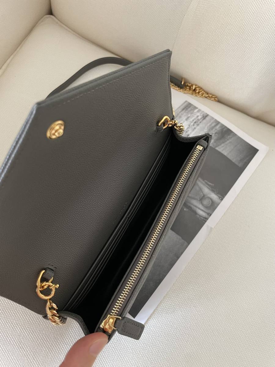 Saint Laurent Envelope WOC 19 x 11.5 x 4 ED8B