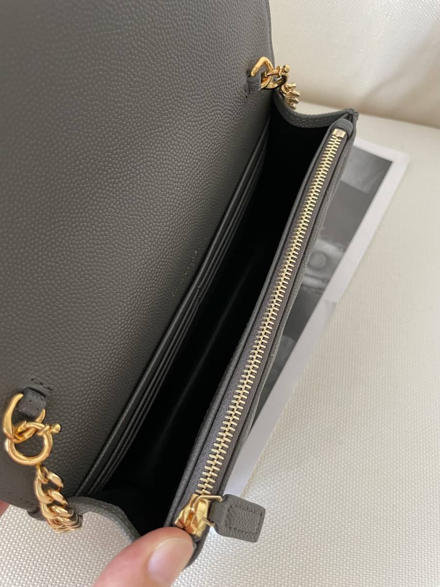 Saint Laurent Envelope WOC 19 x 11.5 x 4 ED8B