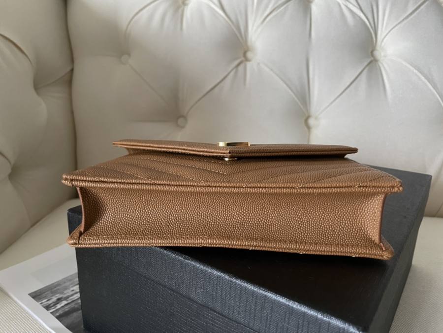 Saint Laurent Envelope WOC 19 x 11.5 x 4 F4DA