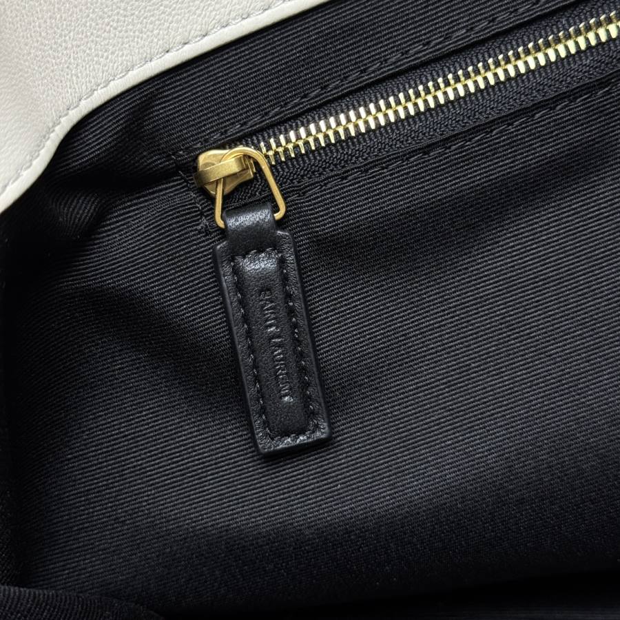 Saint Laurent Icare Small 46 x 28 x 15 C754