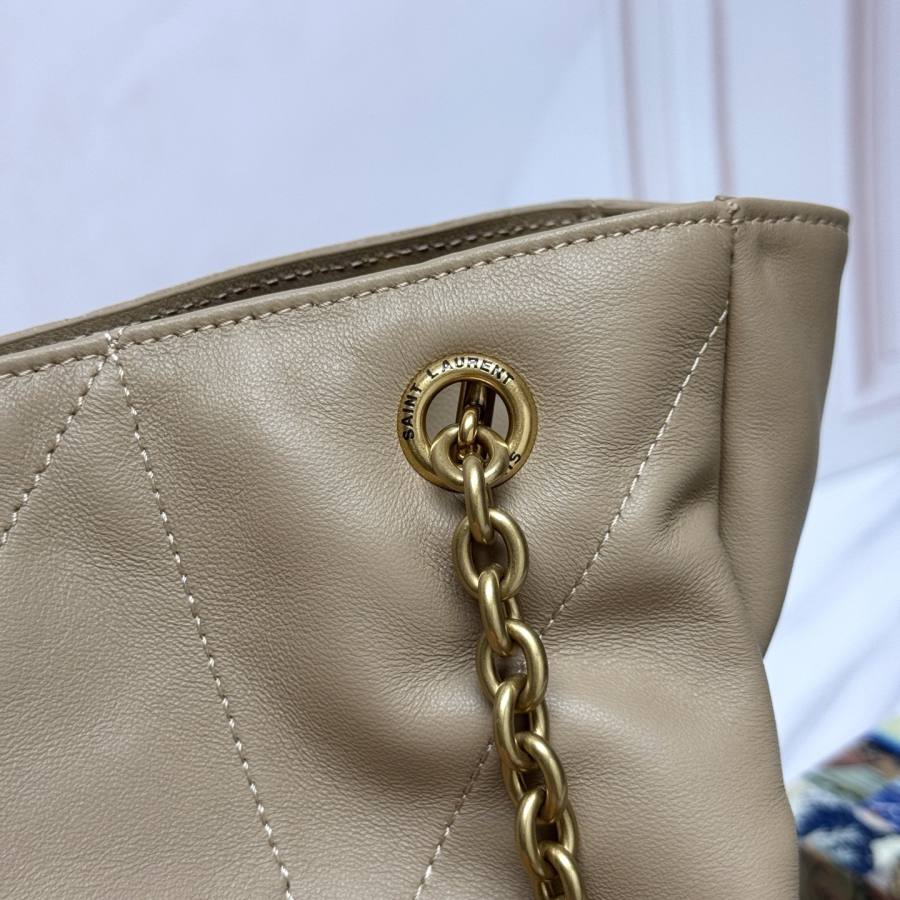 Saint Laurent Jamie Small 29 x 21 x 9 382B