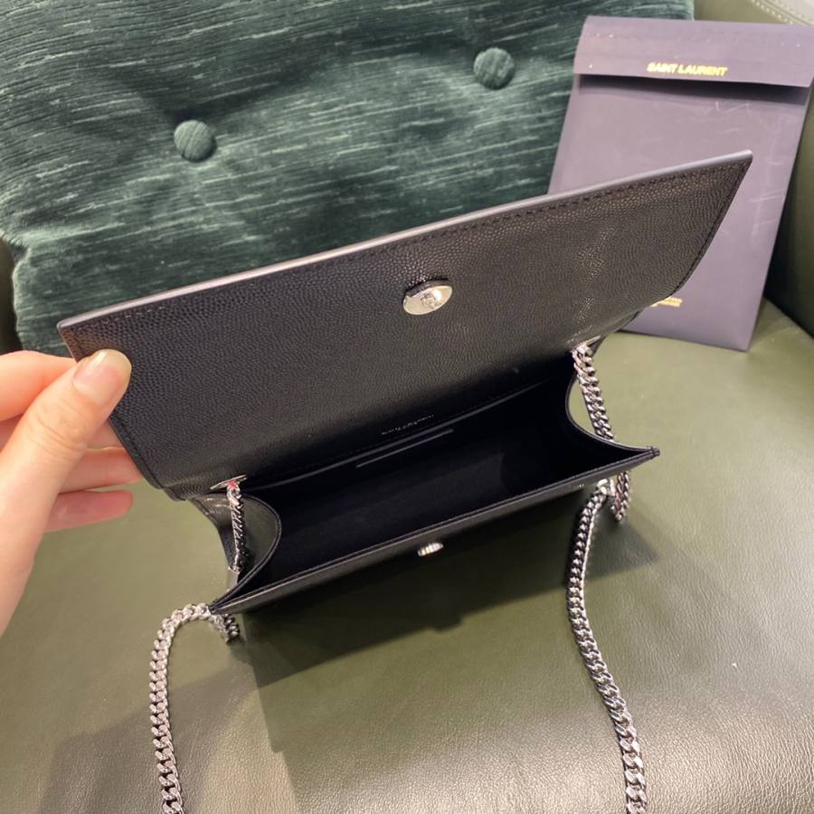 Saint Laurent Kate 20 20 x 12.5 x 4 24B8