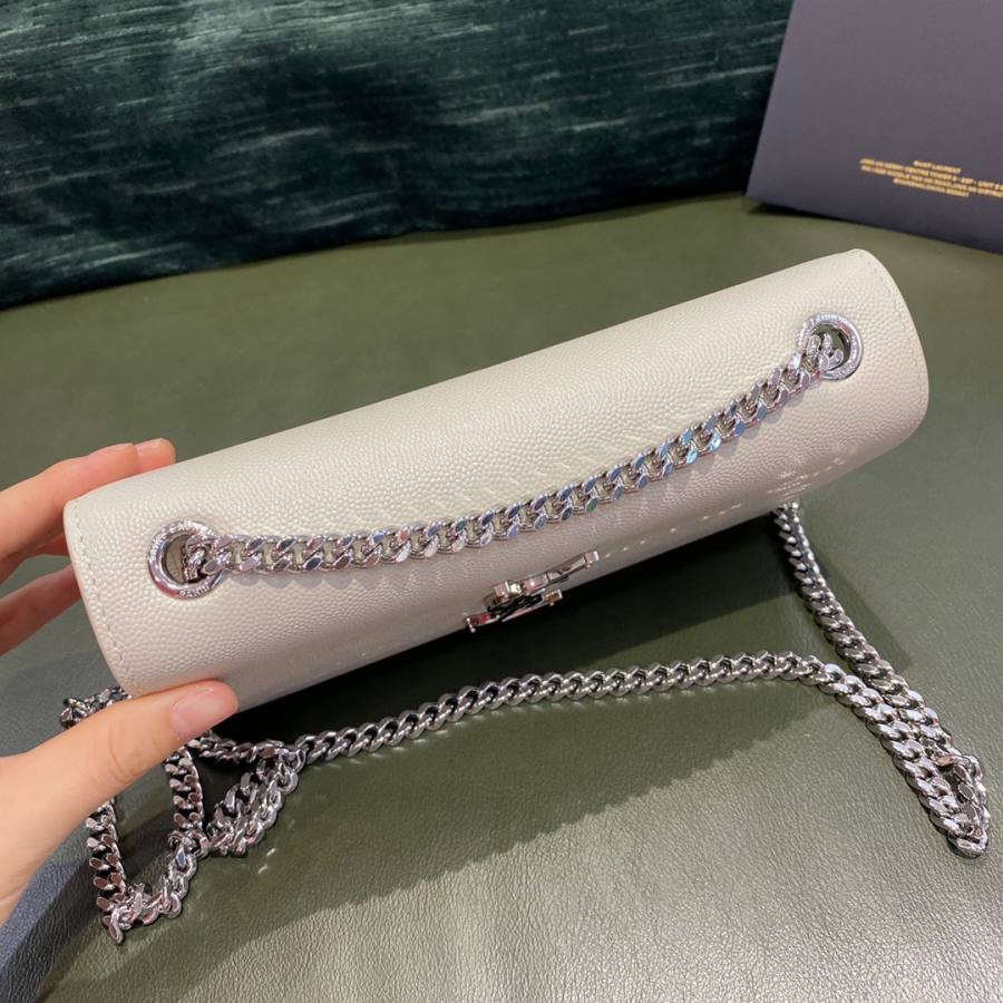 Saint Laurent Kate 20 20 x 12.5 x 4 7982