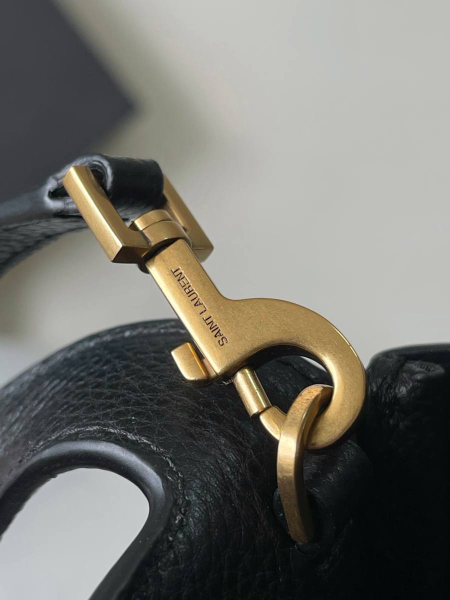 Saint Laurent Le 5 a 7 Baby Bea 43ED