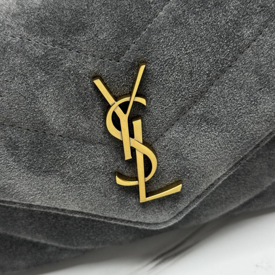 Saint Laurent Loulou Mini 20 x 14 x 7 F5FB
