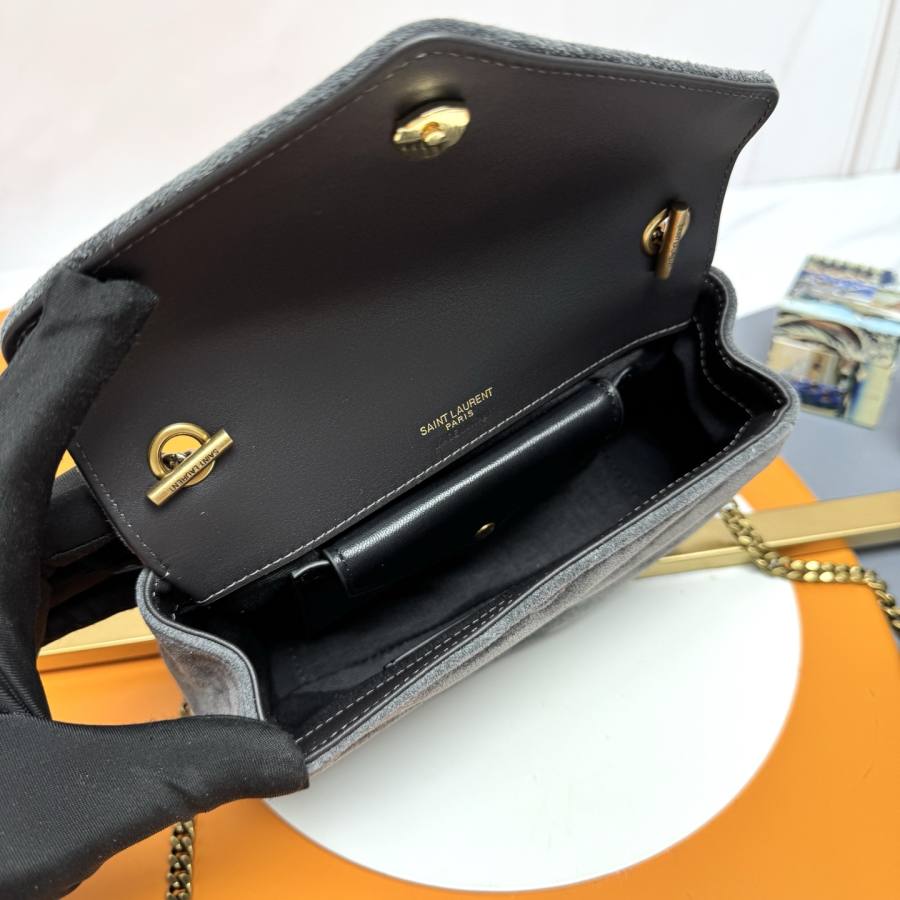 Saint Laurent Loulou Mini 20 x 14 x 7 F5FB