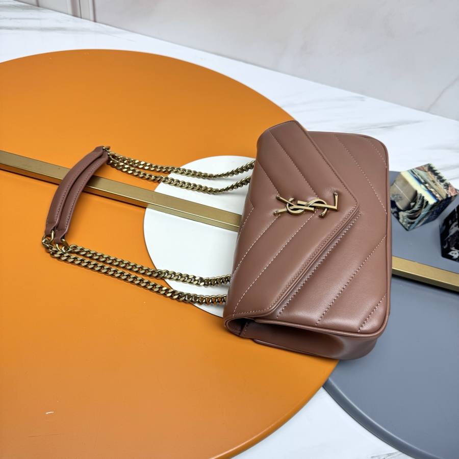 Saint Laurent Loulou Small 25 x 17 x 9 6EF0