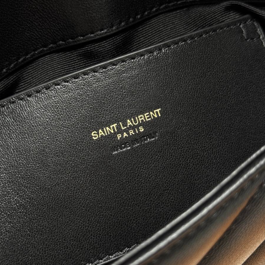 Saint Laurent Loulou Toy 20 x 14 x 7 F6C3