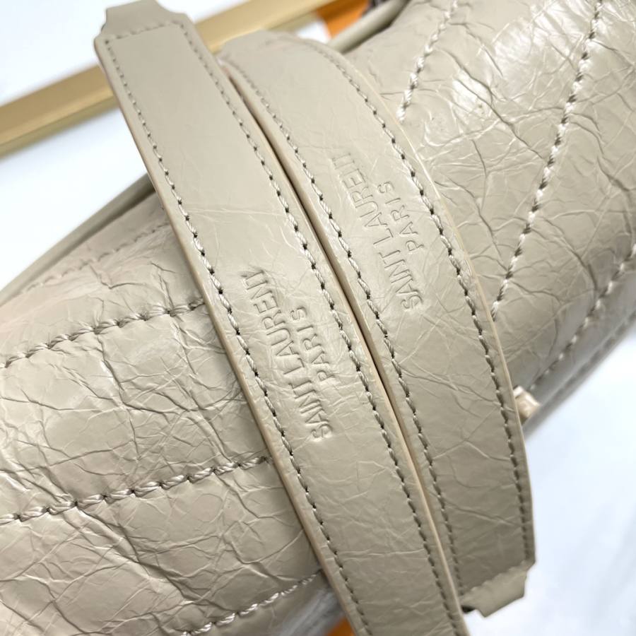 Saint Laurent Niki Baby 22 x 16 x 7.5 B163