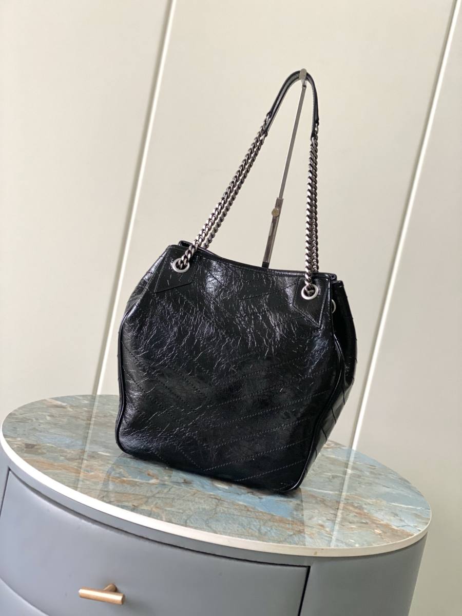 Saint Laurent Niki Shopping Medium 33 x 27 x 14 7FA4