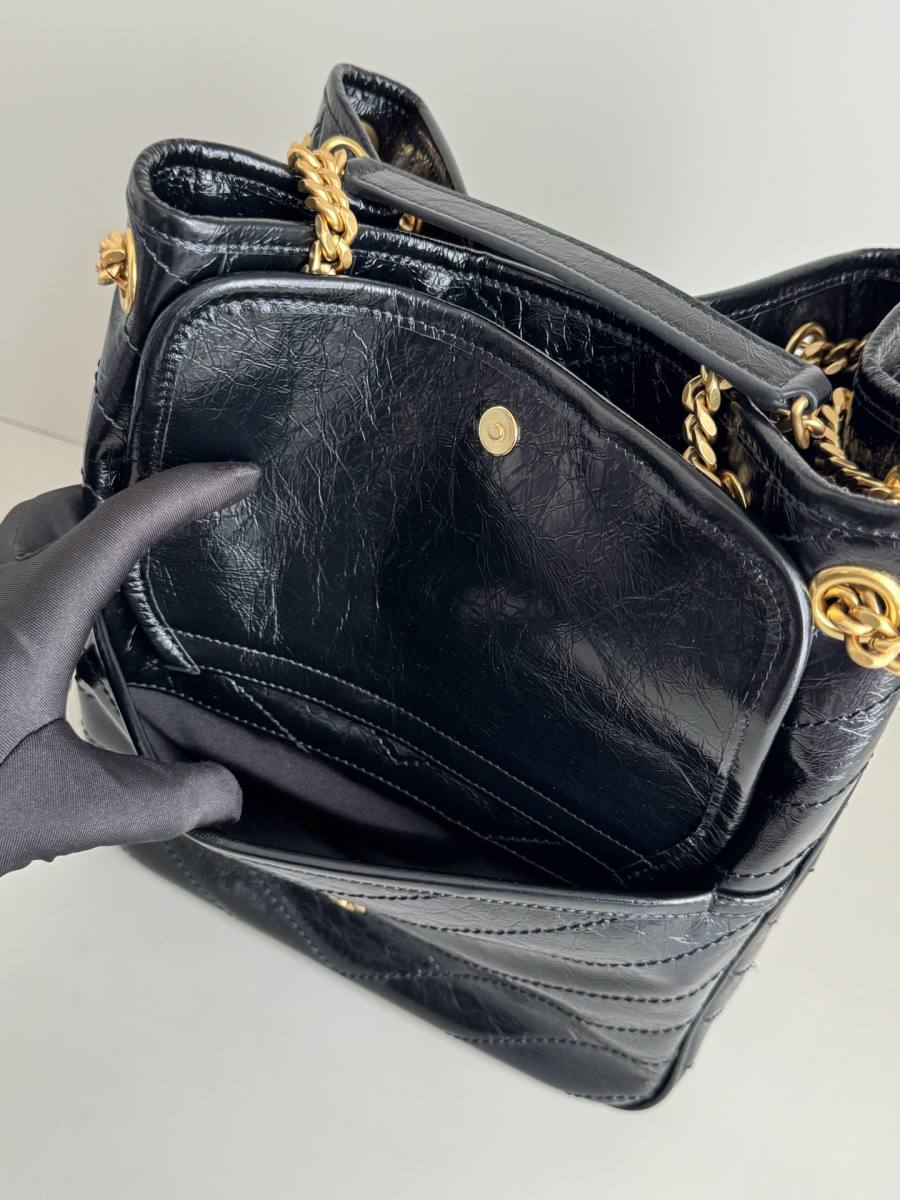 Saint Laurent Niki Shopping Medium 33 x 27 x 14 BC3B