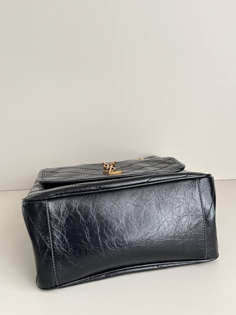 Saint Laurent Niki Shopping Medium 33 x 27 x 14 BC3B