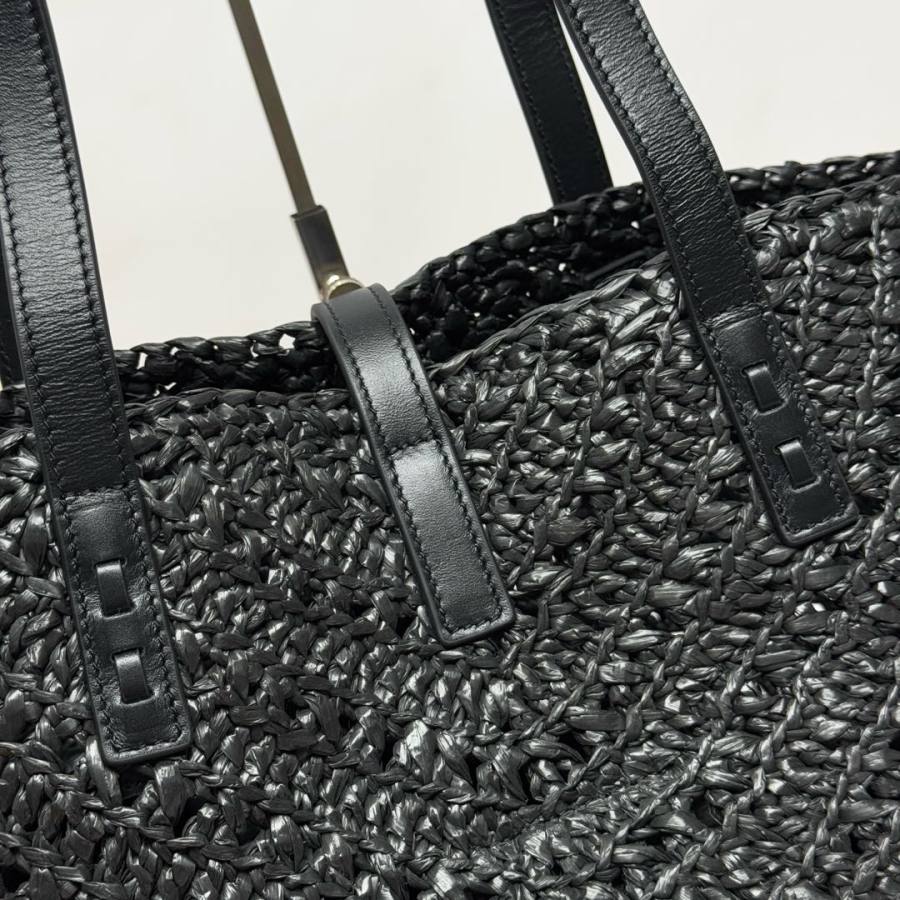 Saint Laurent Panier Tote DE1F