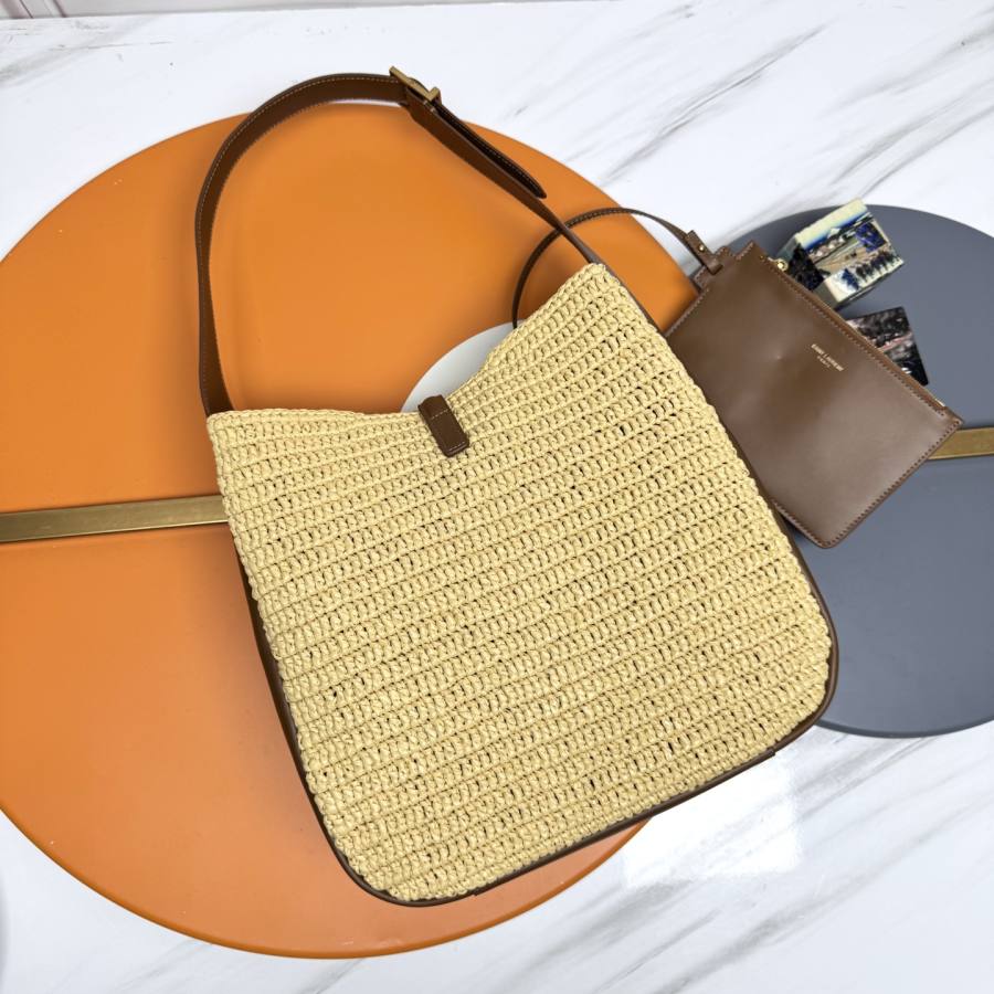 Saint Laurent Rose Hobo 38E0