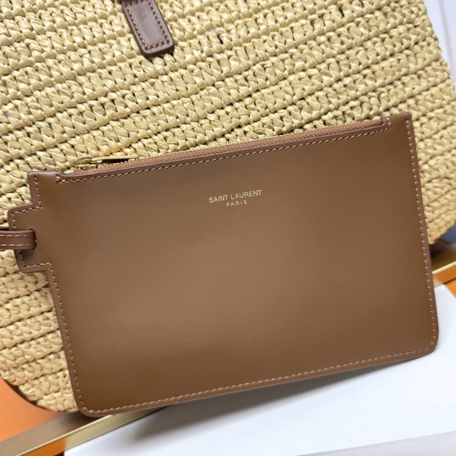 Saint Laurent Rose Hobo 38E0