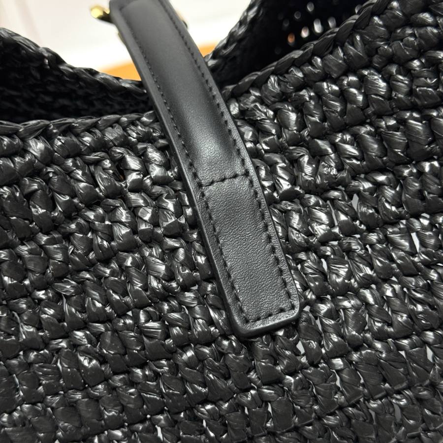 Saint Laurent Rose Hobo D1DA