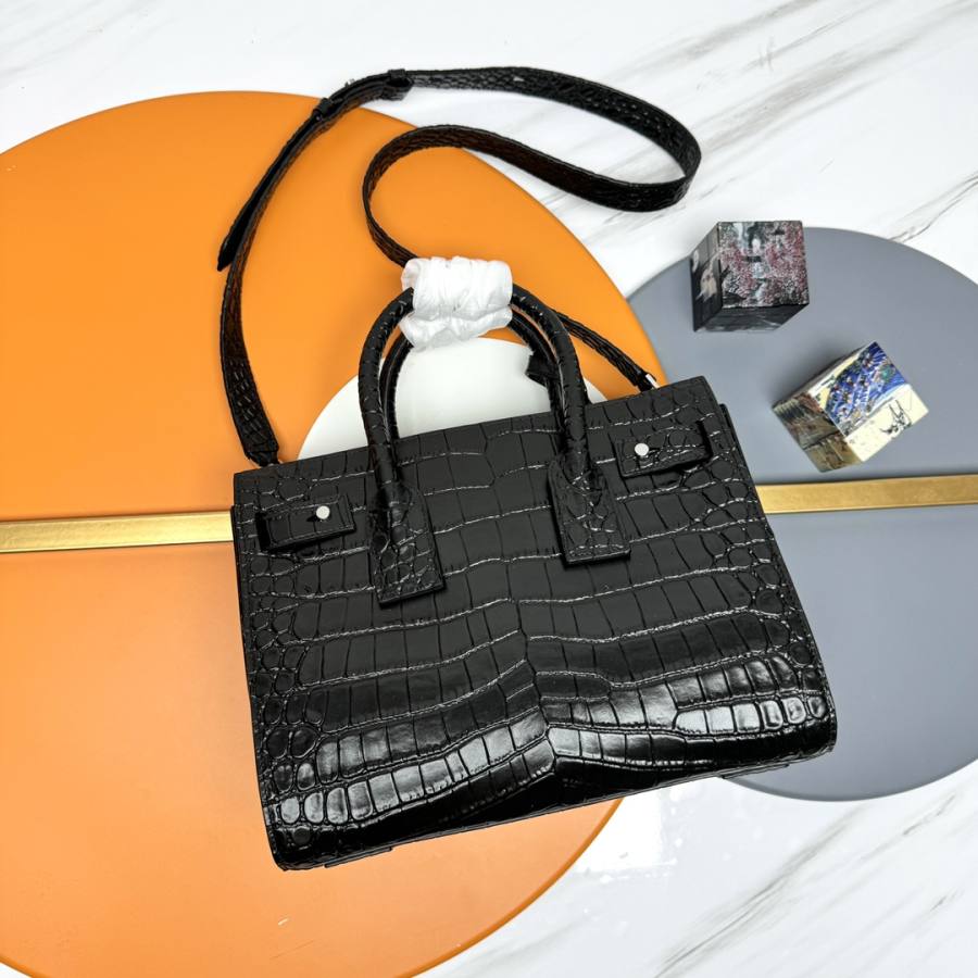 Saint Laurent Sac de Jour Baby 26 x 20 x 13 3C15