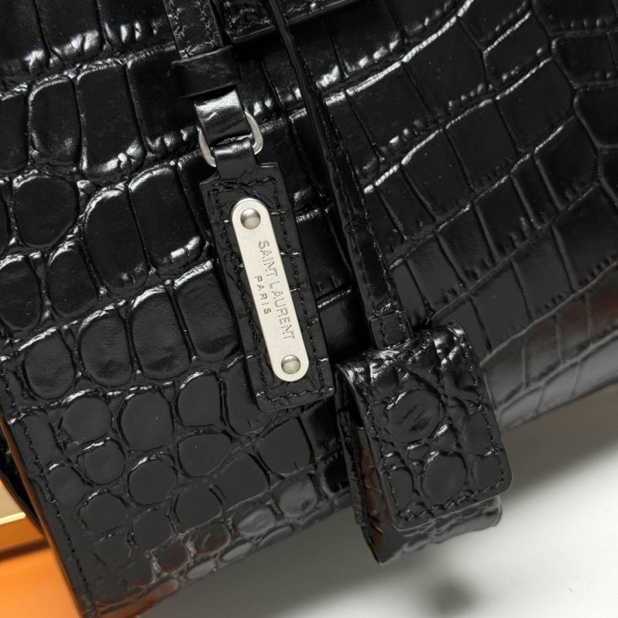 Saint Laurent Sac de Jour Baby 26 x 20 x 13 3C15