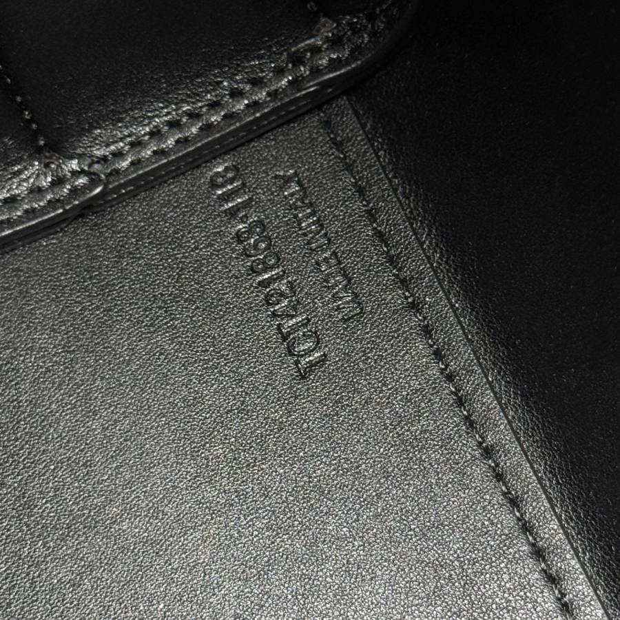 Saint Laurent Sac de Jour Mini 22 x 18 x 11 8949