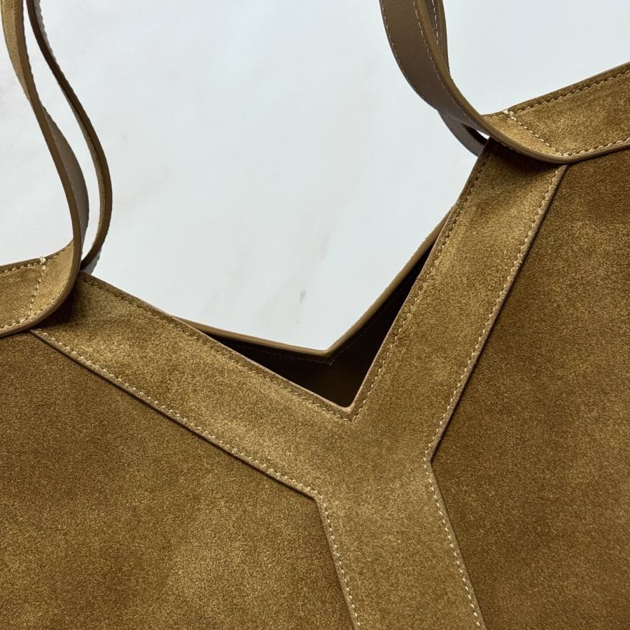 Saint Laurent Y Tote 8F0F