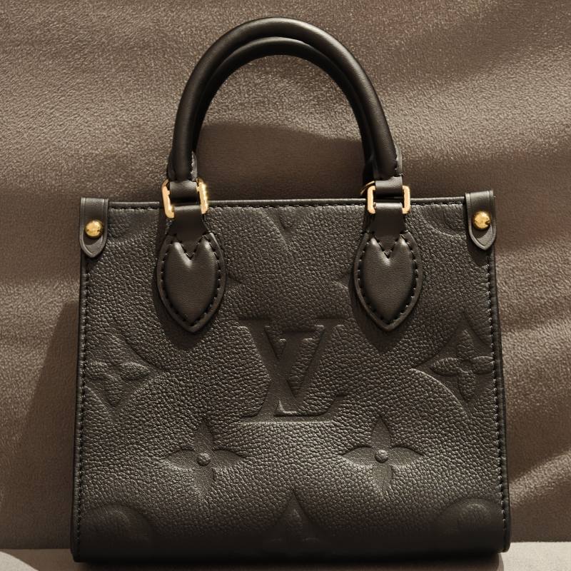 ON THE GO TOTE