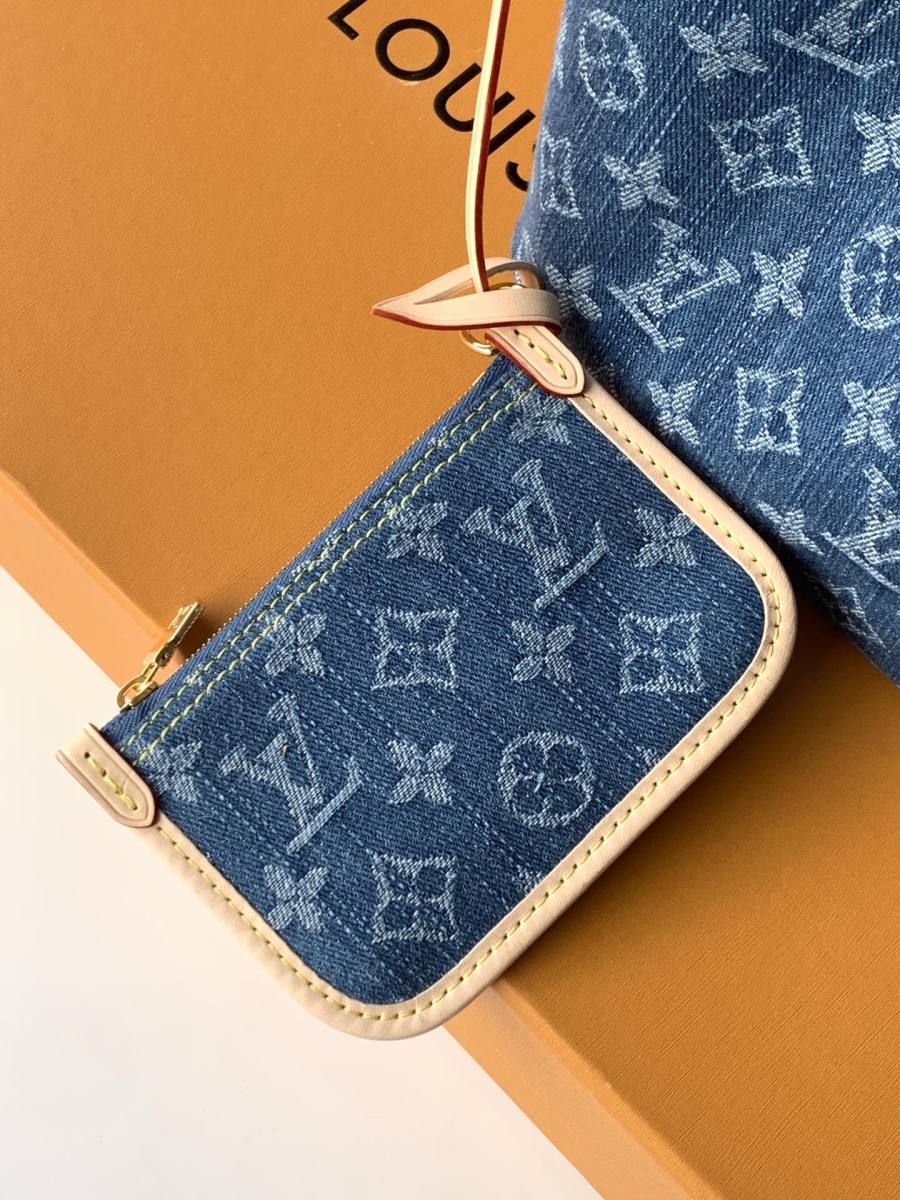 Louis Vuitton All In BB M28107 20 x 13 x 8 F9DB