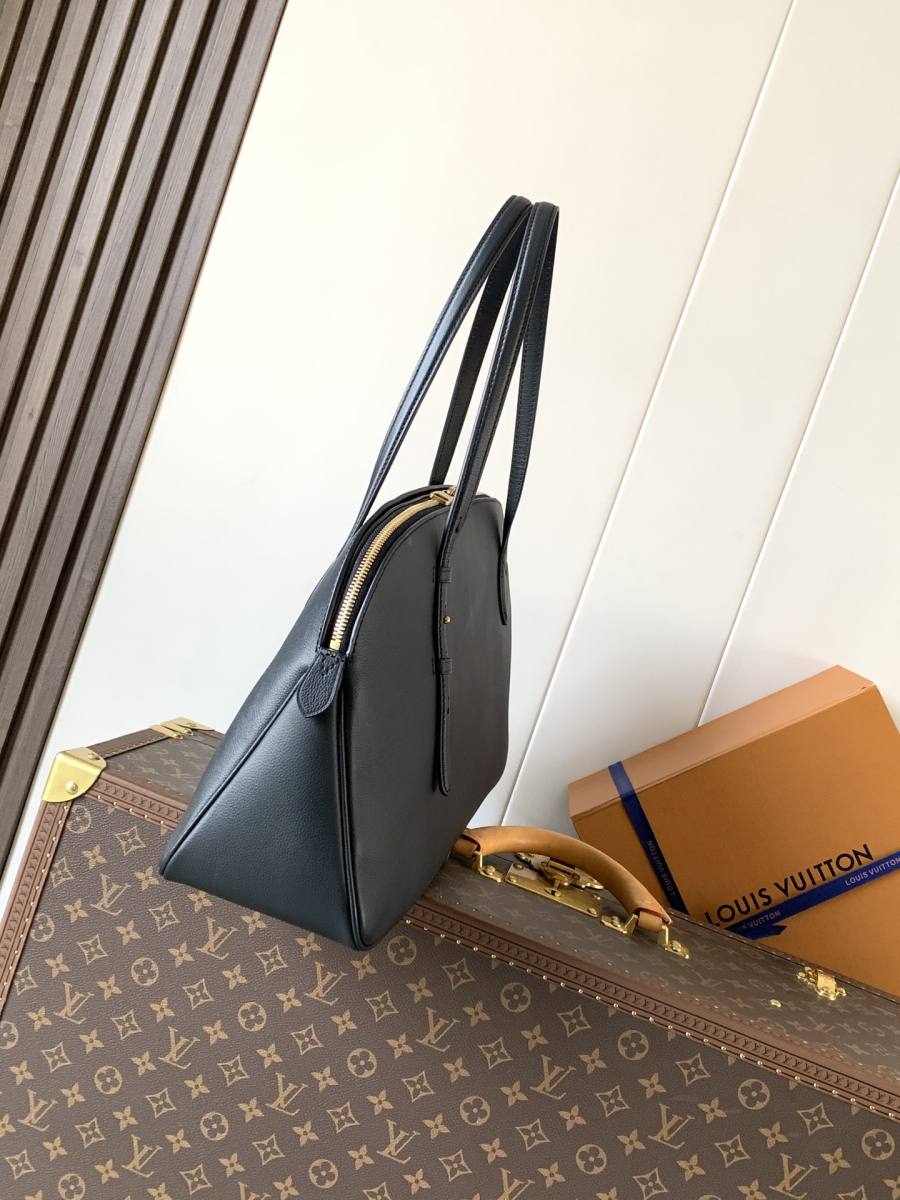 Louis Vuitton Alma BB M26257 23.5 x 17.5 x 11.5 7FDB
