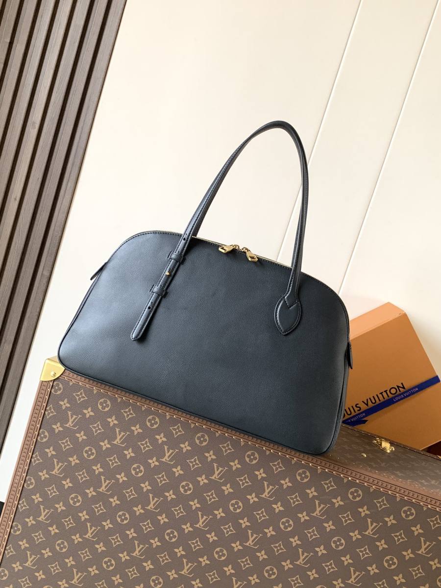 Louis Vuitton Alma BB M26257 23.5 x 17.5 x 11.5 7FDB