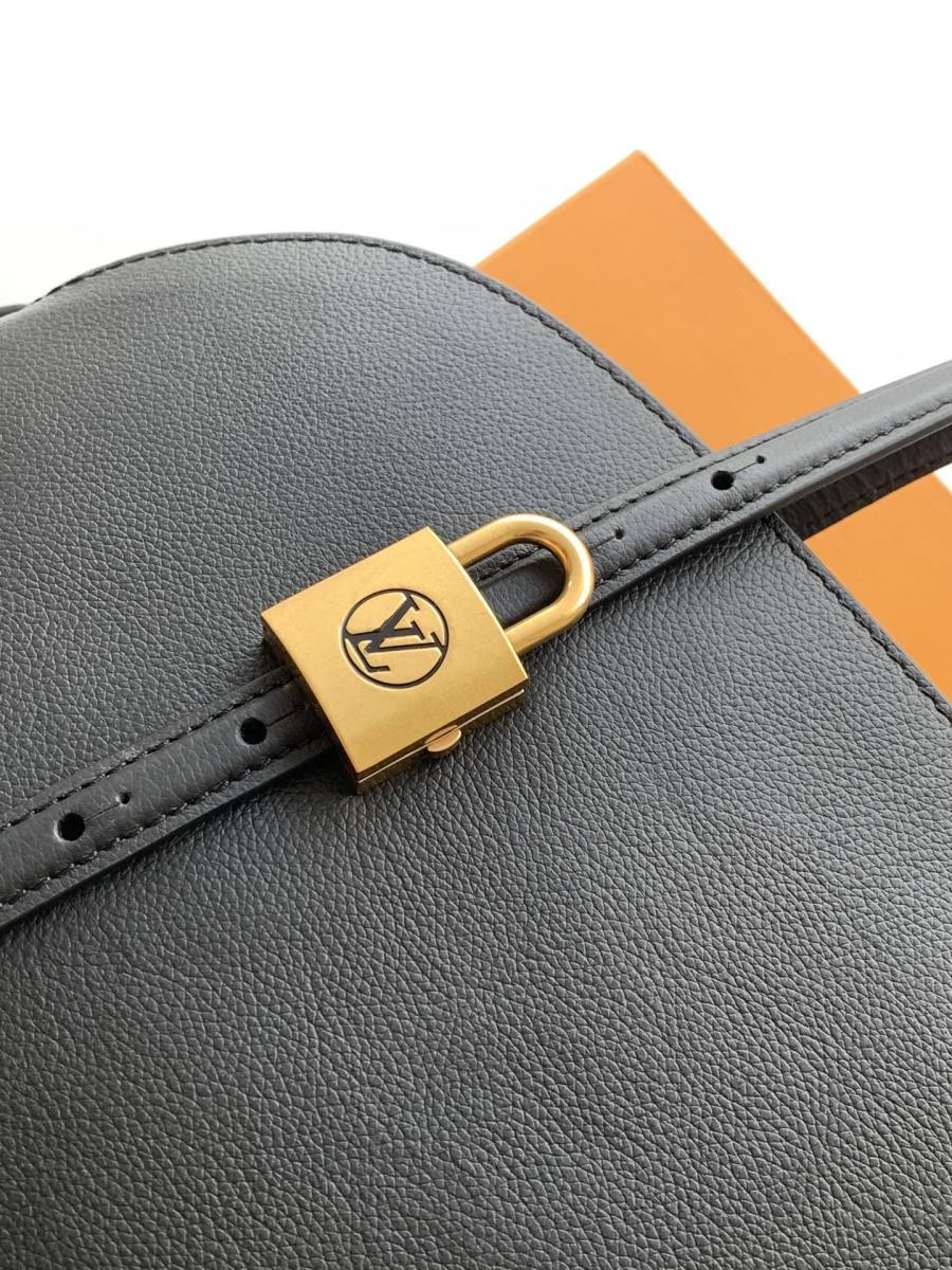 Louis Vuitton Alma BB M26257 23.5 x 17.5 x 11.5 7FDB
