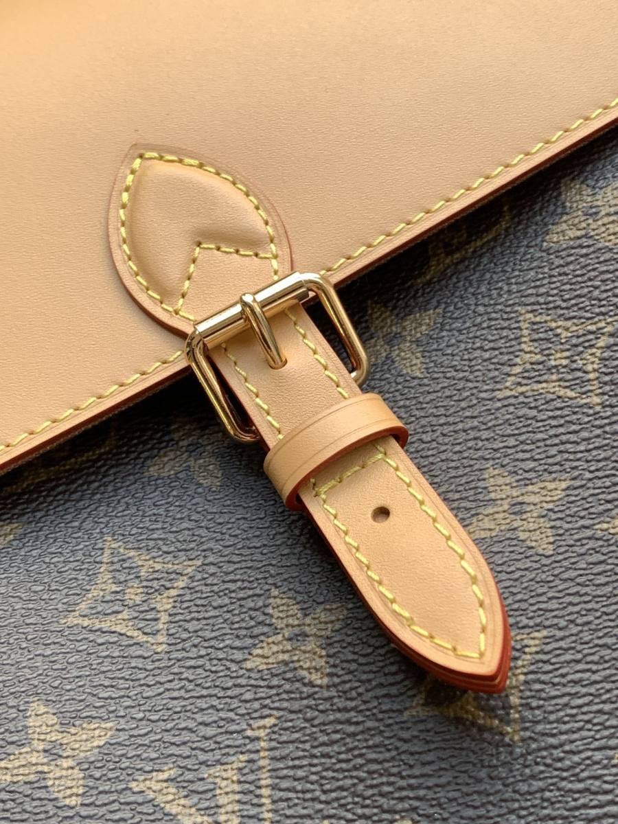 Louis Vuitton Backpack M14653 5408