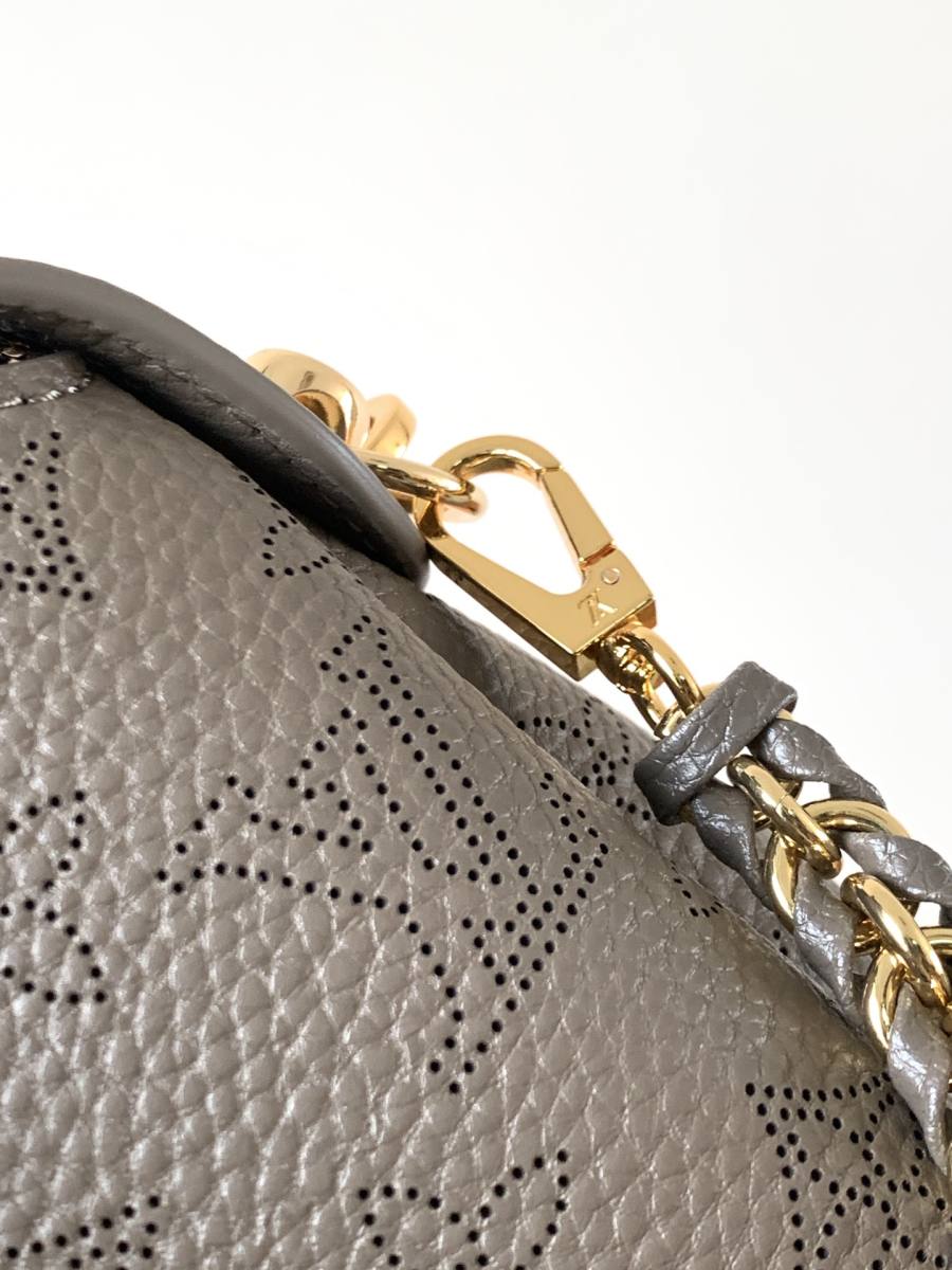 Louis Vuitton Bloom Mini Hobo M13157 20 x 12 x 8 A9EE
