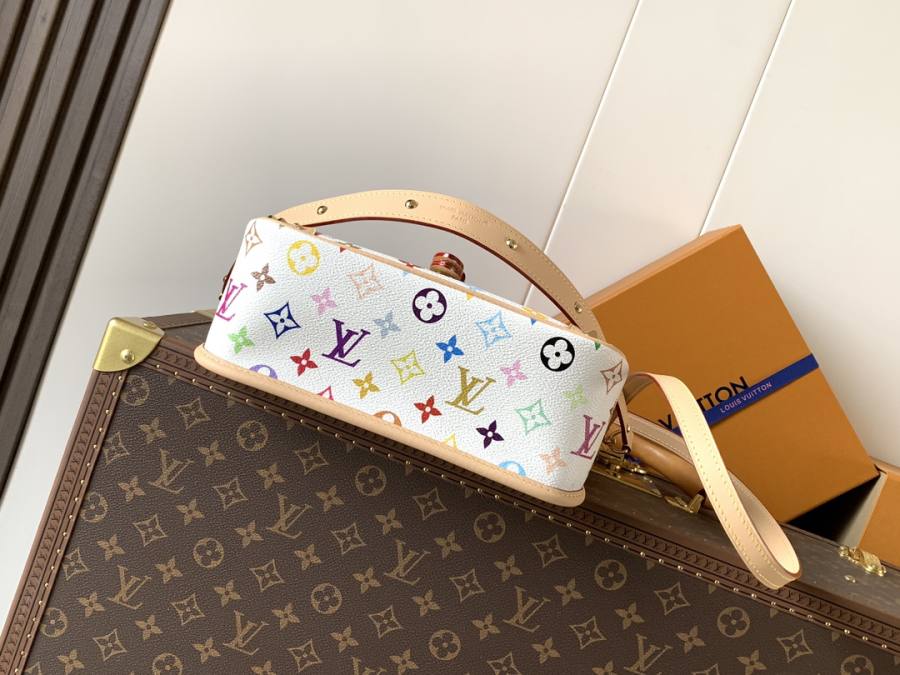 Louis Vuitton Diane M27866 24 x 17 x 8 BB2E